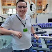 15-NP-Ass mit Nachhilfe-Erfahrung bietet Nachhilfe in Französisch (auch Englisch und Spanisch) an